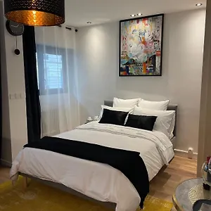 Cosy 16 Victor Hugo Paris