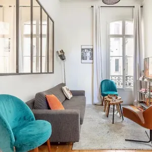 Appartement Modern, Spacious Facing The Arc De Triomphe, Paris